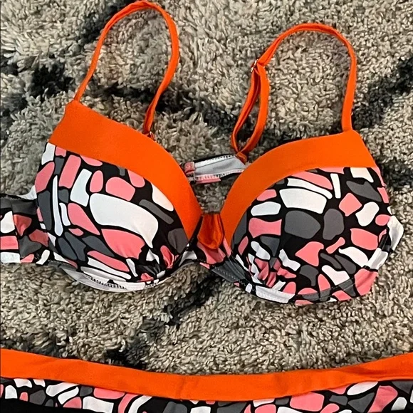 Colorblock Pink Orange Black Patterned Bikini Set - Picture 4 of 8